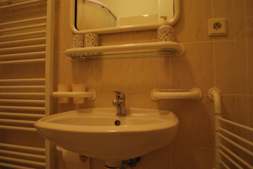 הַרָכוֹב M+M Apartman מראה חיצוני תמונה